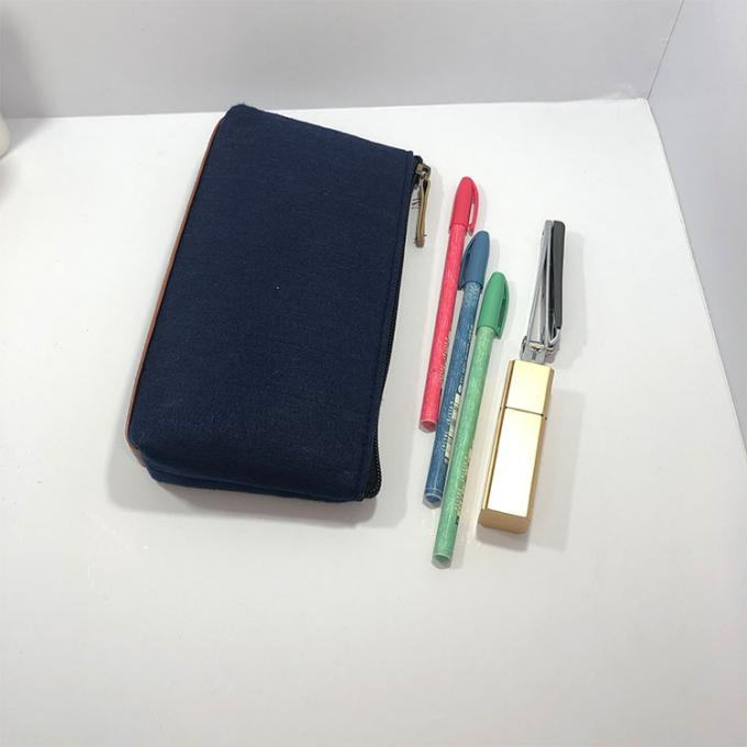 o curso da forma sentiu o saco cosmético da carteira do dinheiro da composição do lápis do saco do caso